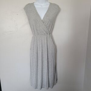 DE Collection Women's XS Heather Grey Cap Sleeve Midi Dress V-neck Keyhole Soft